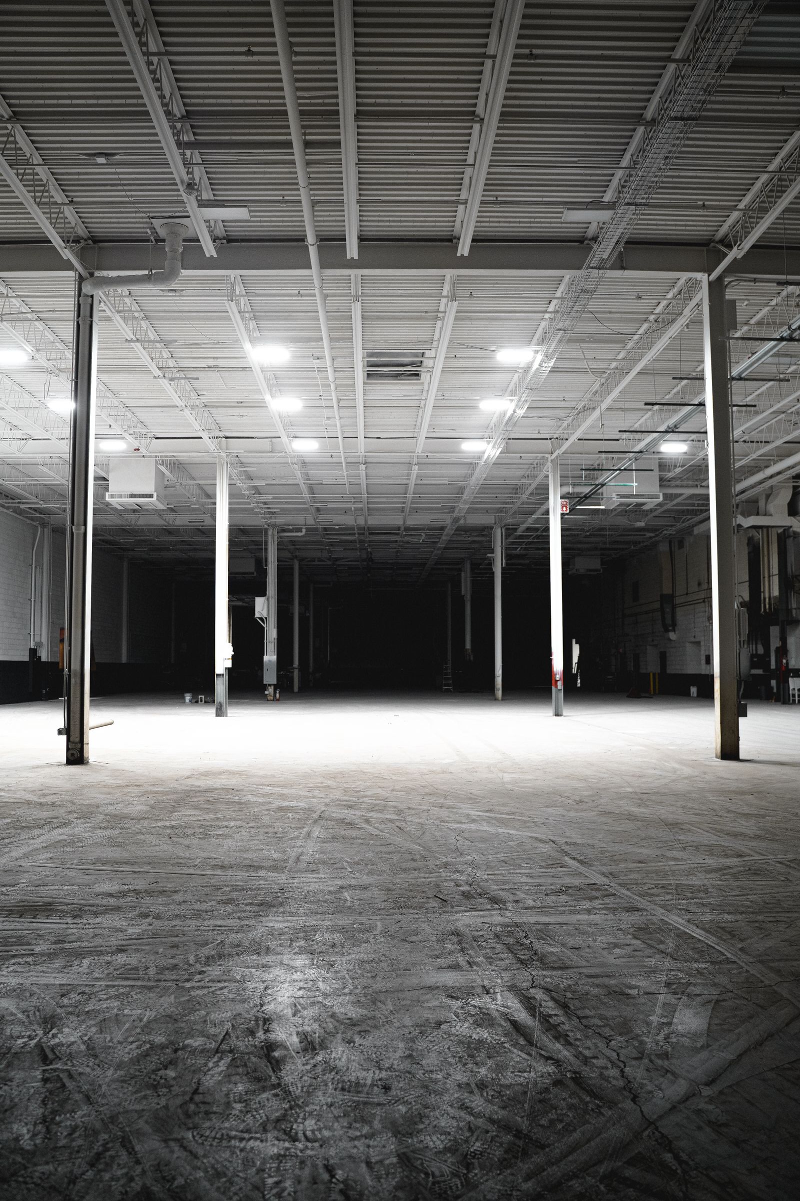 New warehouse unit fit-out